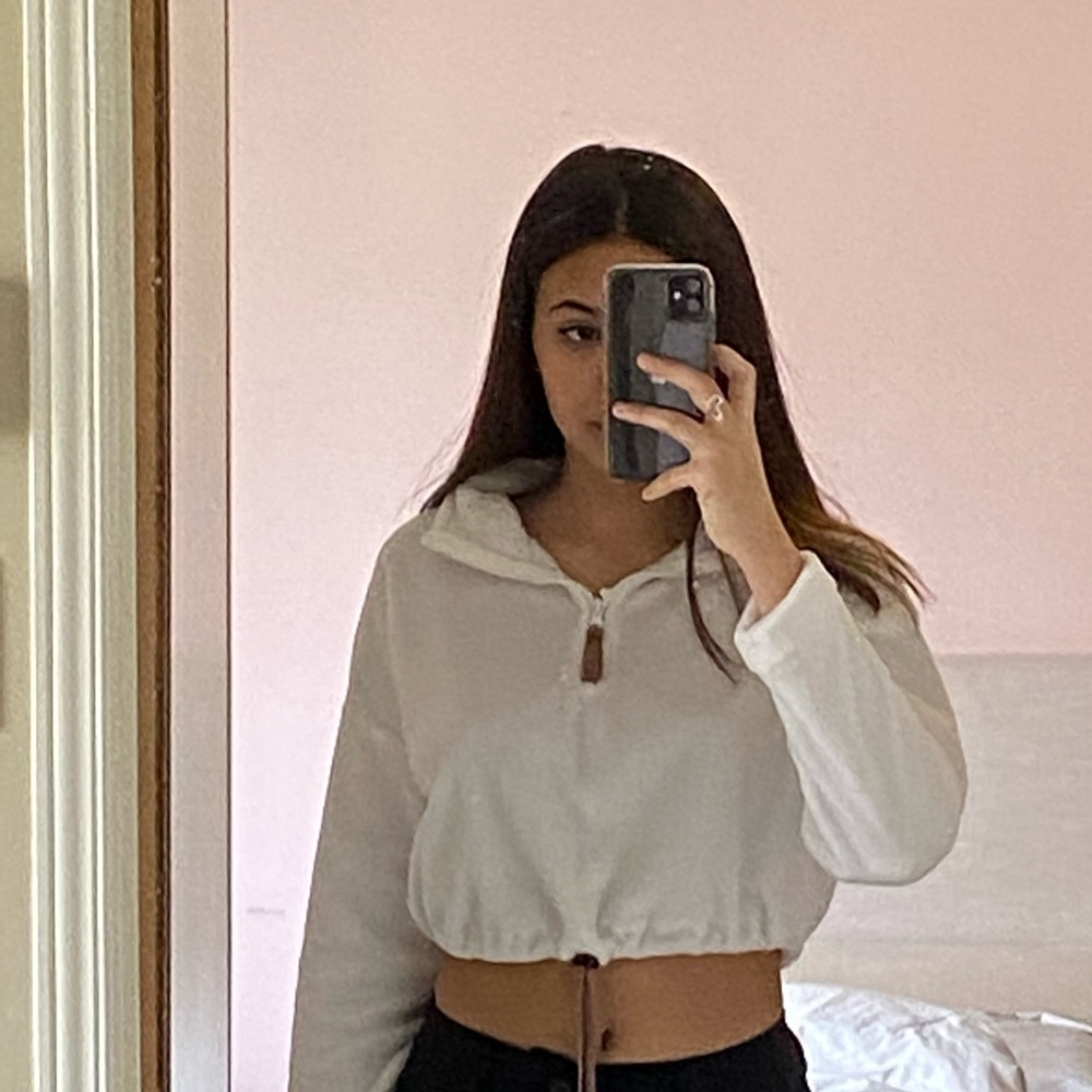 white zip up  crop top from urban outfiters